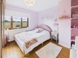 Bedroom- click for photo gallery